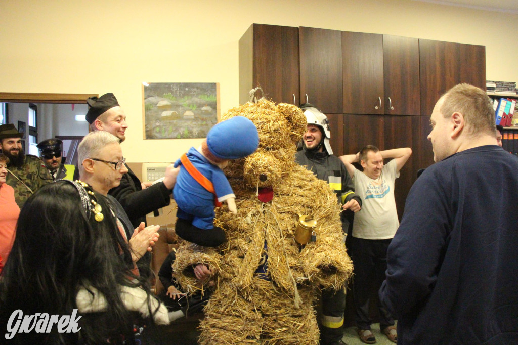 Bery w Miedarach. Zwyczaj kultywują od lat [GALERIA]