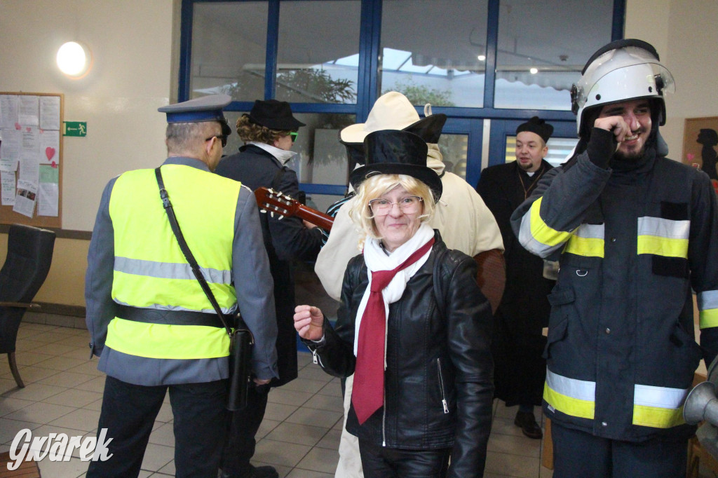 Bery w Miedarach. Zwyczaj kultywują od lat [GALERIA]