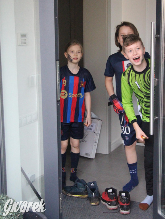 Bery w Miedarach. Zwyczaj kultywują od lat [GALERIA]