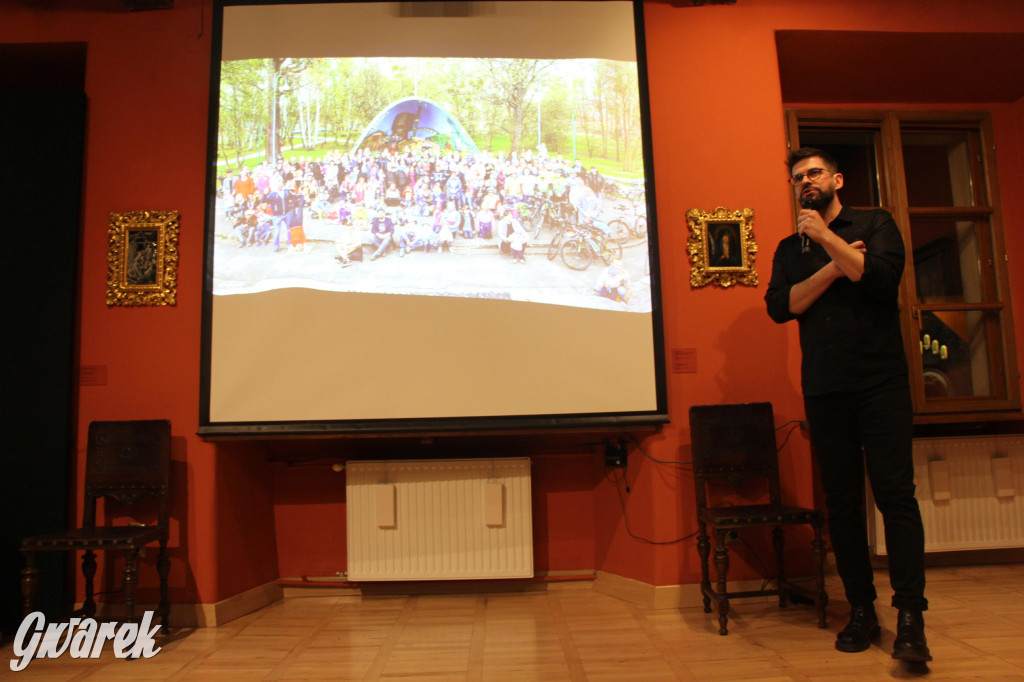 Bartłomiej Zylla: miał być protest song, wyszedł pop