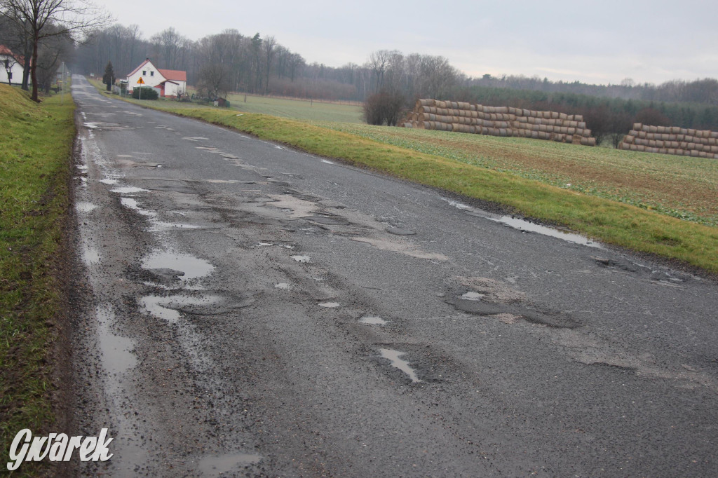 Ser z dziurami ma ich mniej niż nasze drogi [GALERIA]