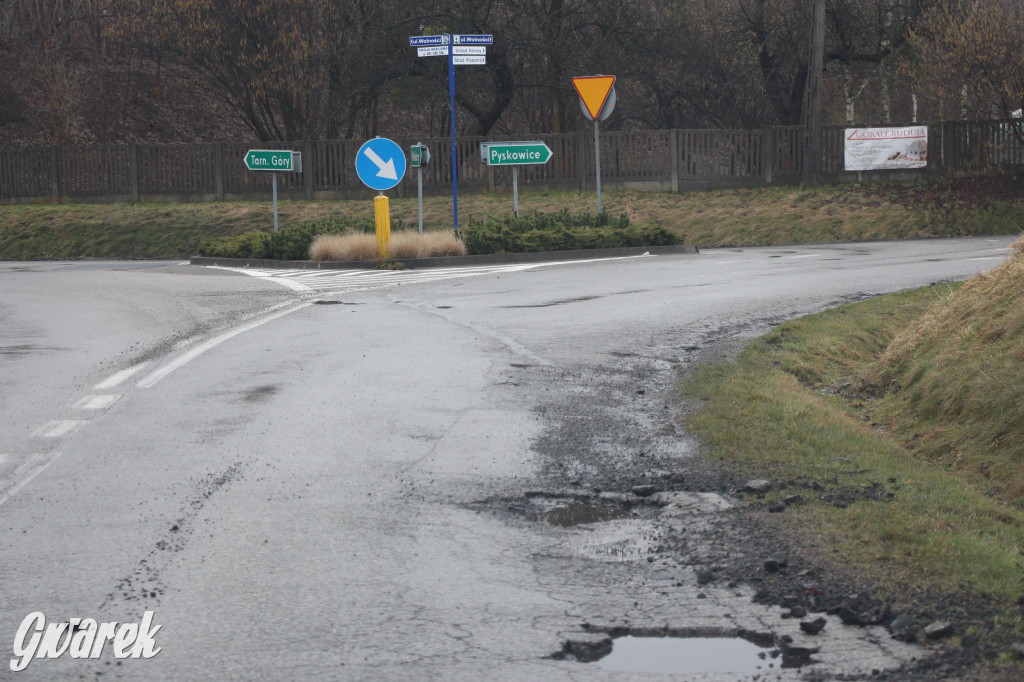 Ser z dziurami ma ich mniej niż nasze drogi [GALERIA]