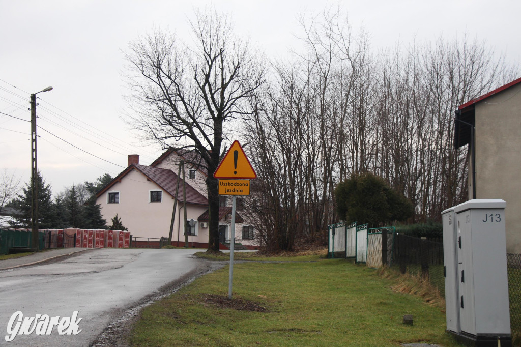 Ser z dziurami ma ich mniej niż nasze drogi [GALERIA]