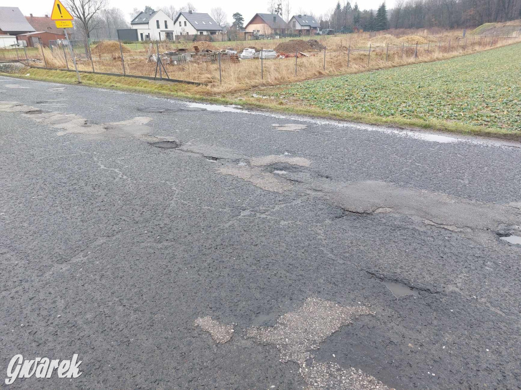 Ser z dziurami ma ich mniej niż nasze drogi [GALERIA]