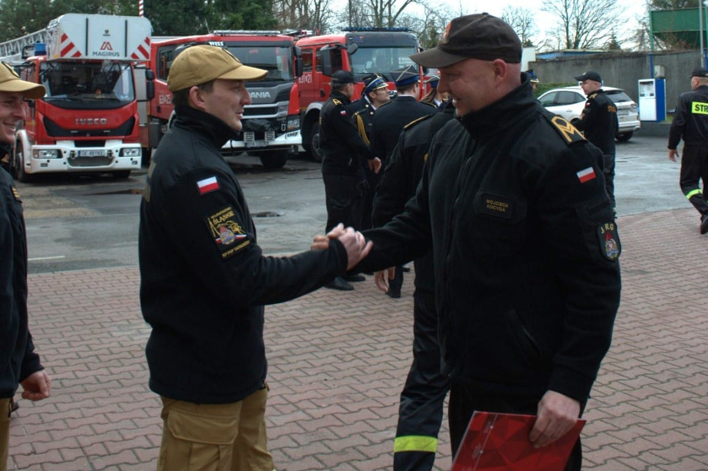 Tarnowskie Góry. Pożegnanie ze strażackim mundurem