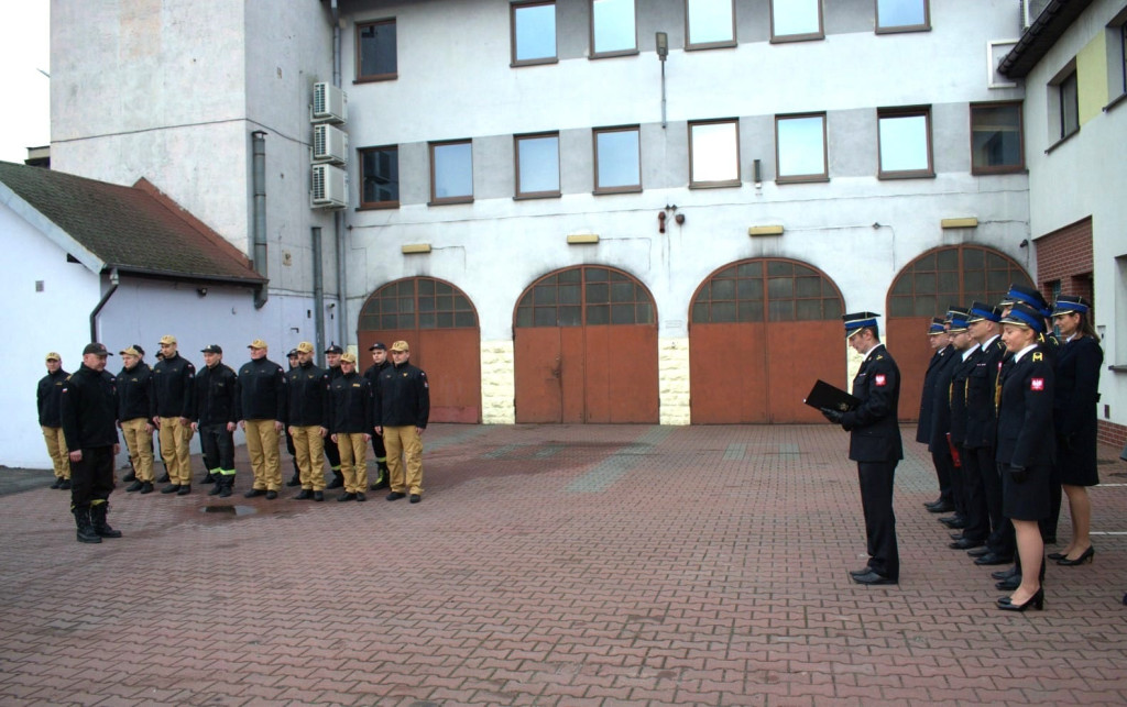Tarnowskie Góry. Pożegnanie ze strażackim mundurem