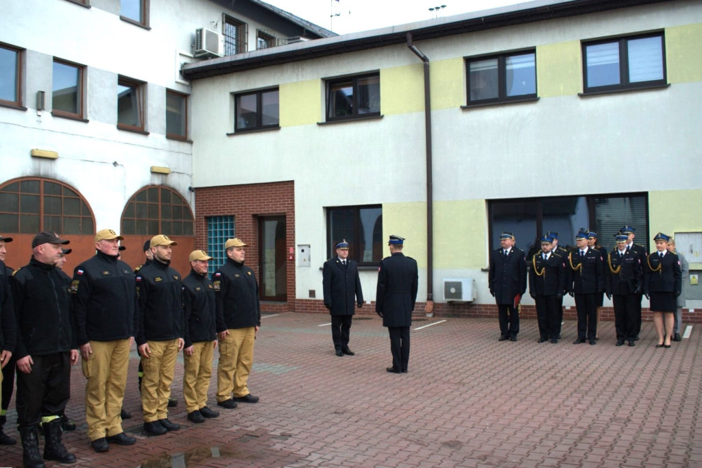 Tarnowskie Góry. Pożegnanie ze strażackim mundurem