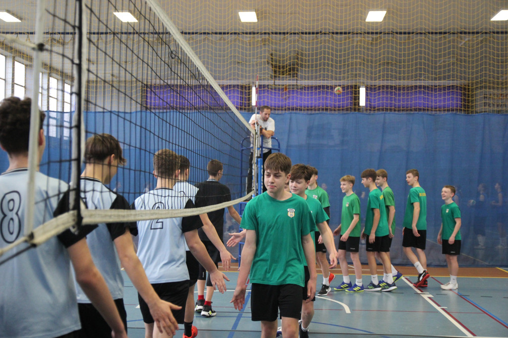Gminne zawody w siatkówce [ZDJĘCIA]