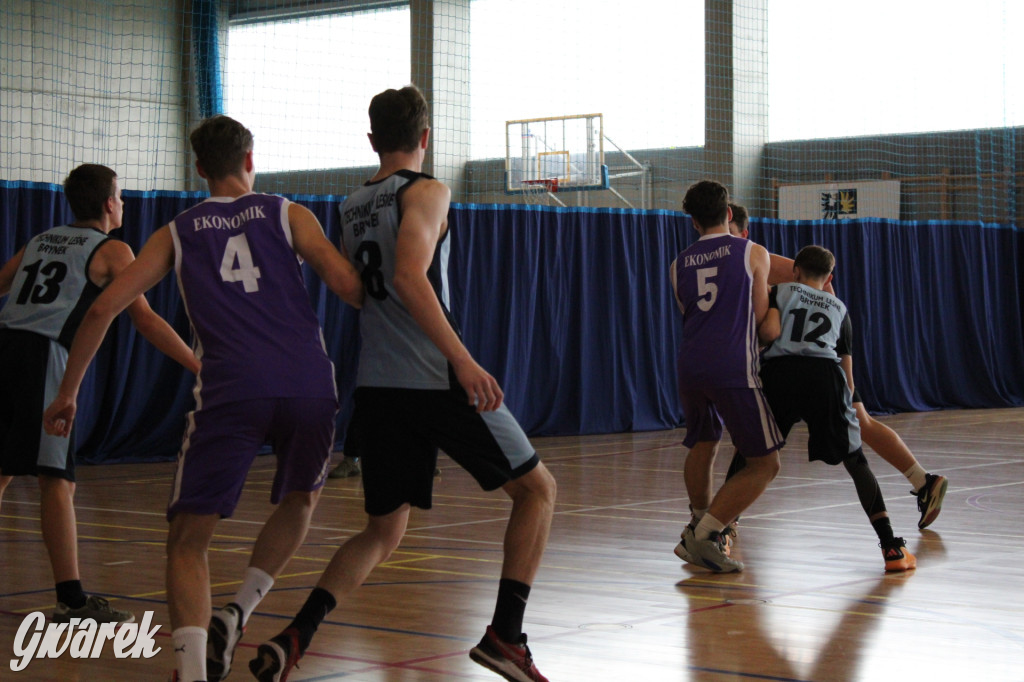 Tarnowskie Góry. Szkoły rywalizowały w koszykówce [FOTO]