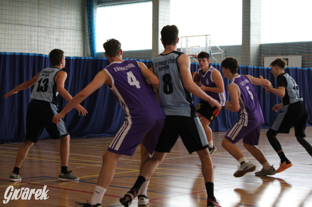 Tarnowskie Góry. Szkoły rywalizowały w koszykówce [FOTO]