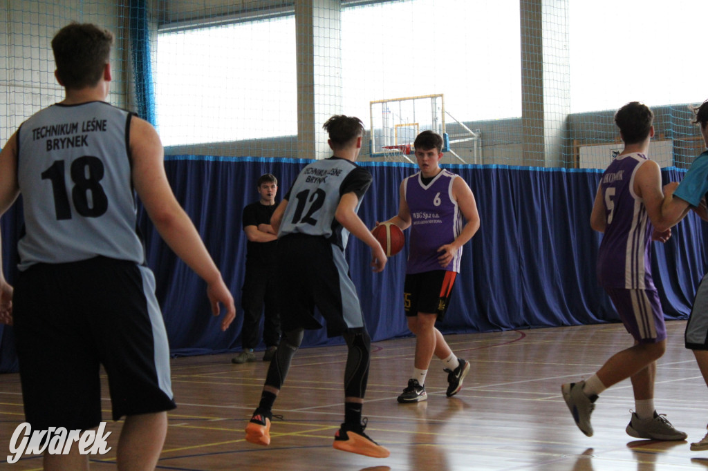 Tarnowskie Góry. Szkoły rywalizowały w koszykówce [FOTO]