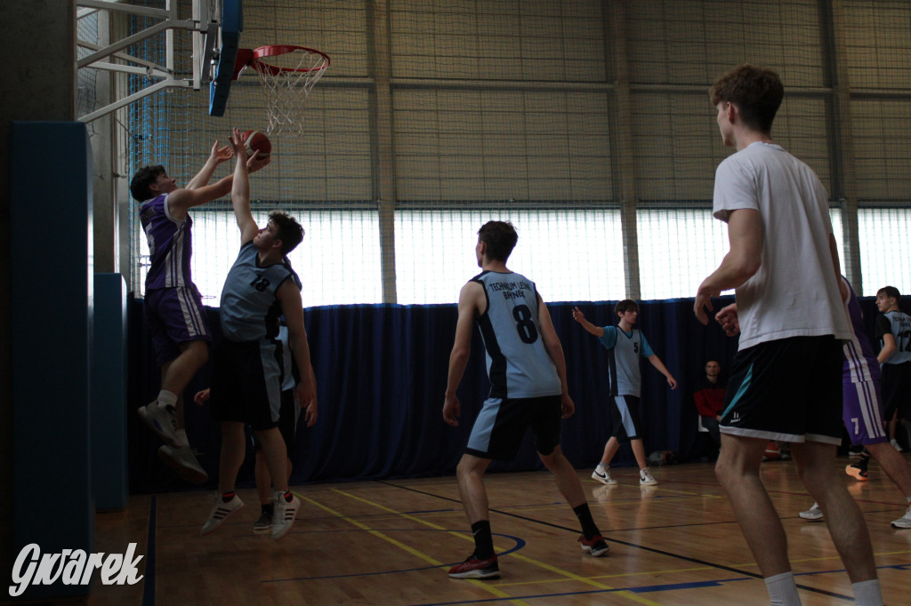 Tarnowskie Góry. Szkoły rywalizowały w koszykówce [FOTO]
