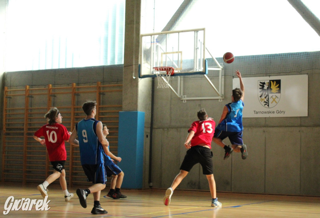 Tarnowskie Góry. Szkoły rywalizowały w koszykówce [FOTO]