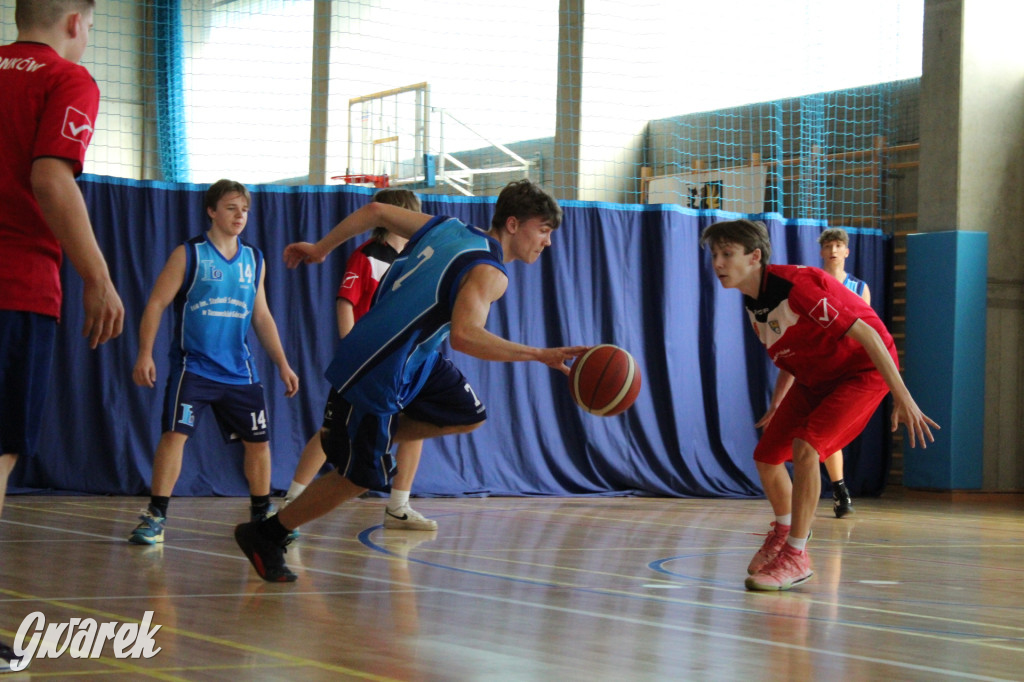 Tarnowskie Góry. Szkoły rywalizowały w koszykówce [FOTO]