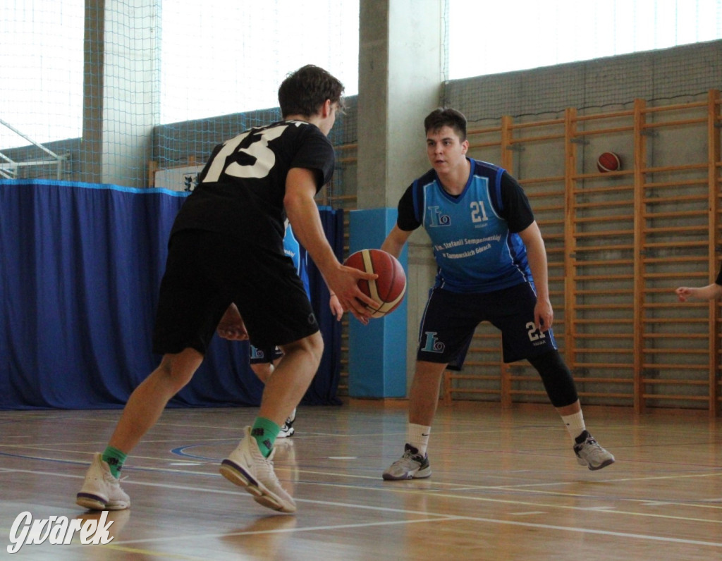 Tarnowskie Góry. Szkoły rywalizowały w koszykówce [FOTO]