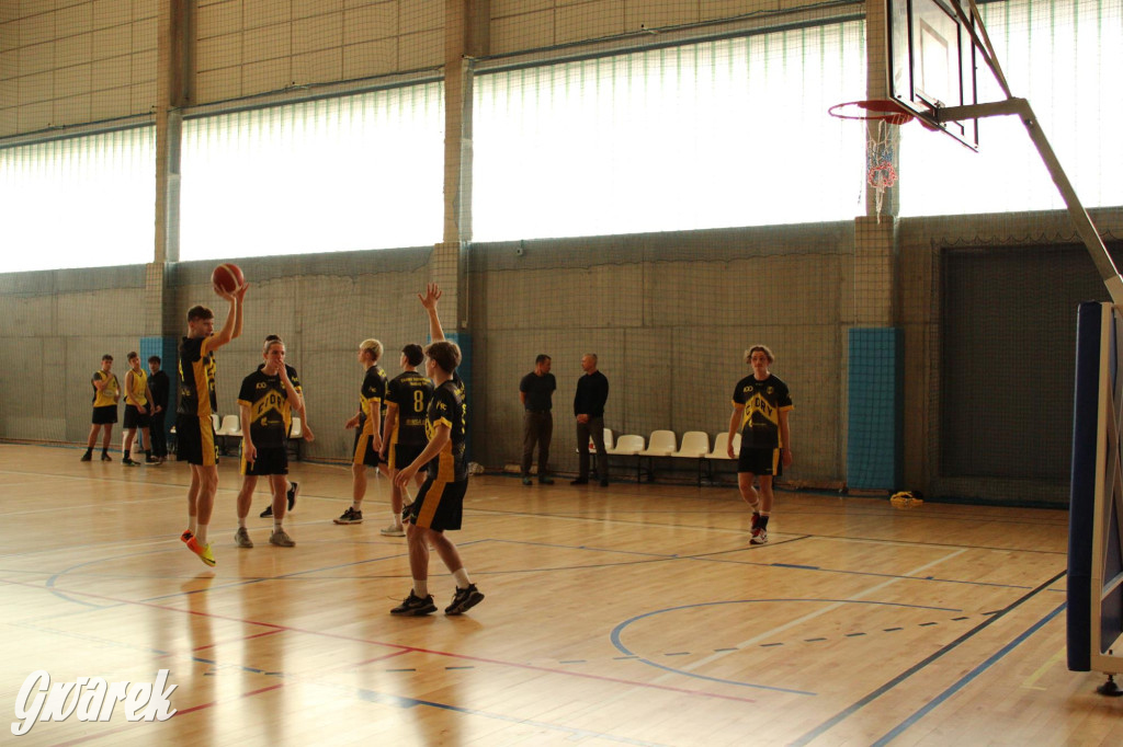 Tarnowskie Góry. Szkoły rywalizowały w koszykówce [FOTO]