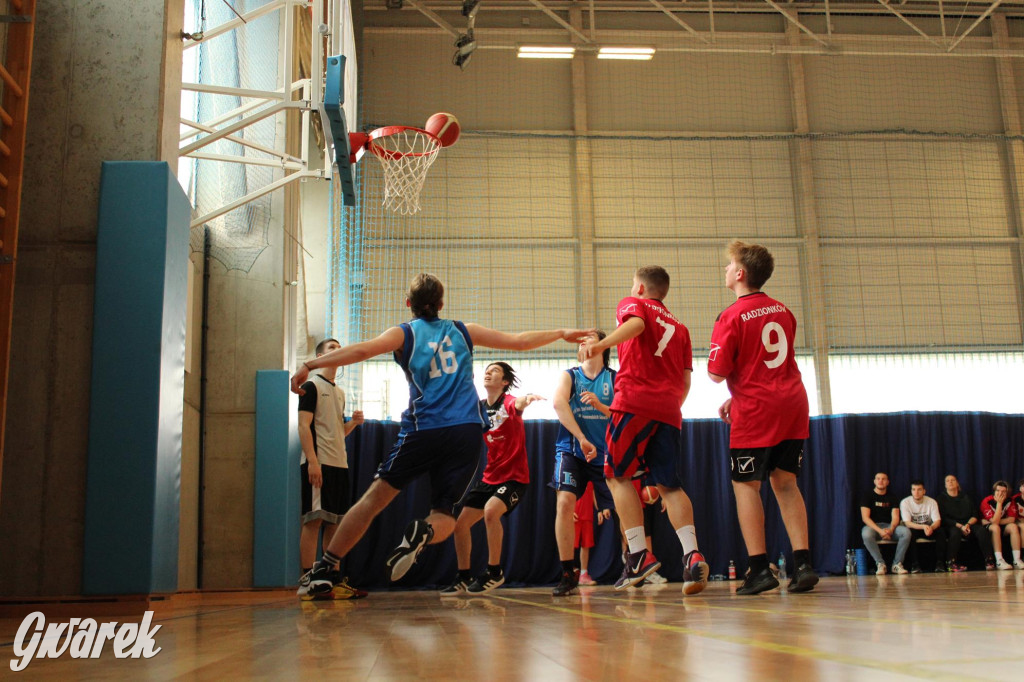 Tarnowskie Góry. Szkoły rywalizowały w koszykówce [FOTO]
