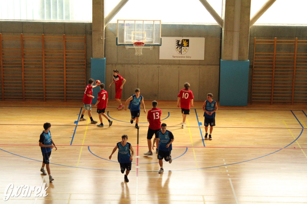 Tarnowskie Góry. Szkoły rywalizowały w koszykówce [FOTO]