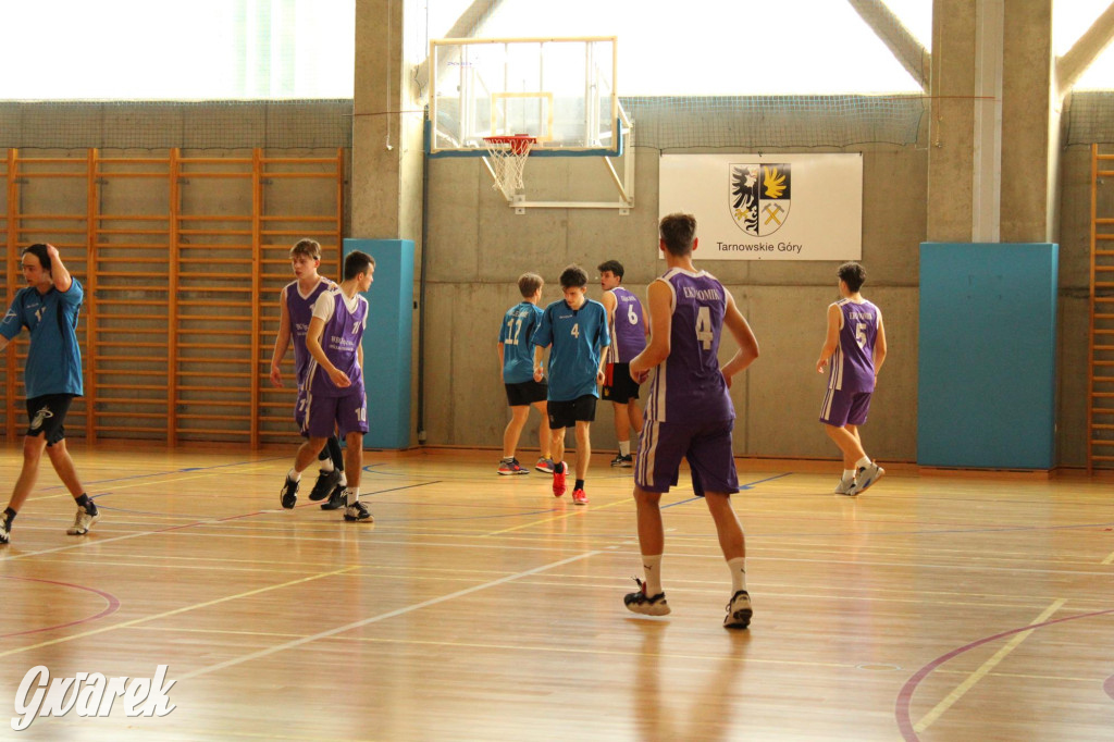 Tarnowskie Góry. Szkoły rywalizowały w koszykówce [FOTO]