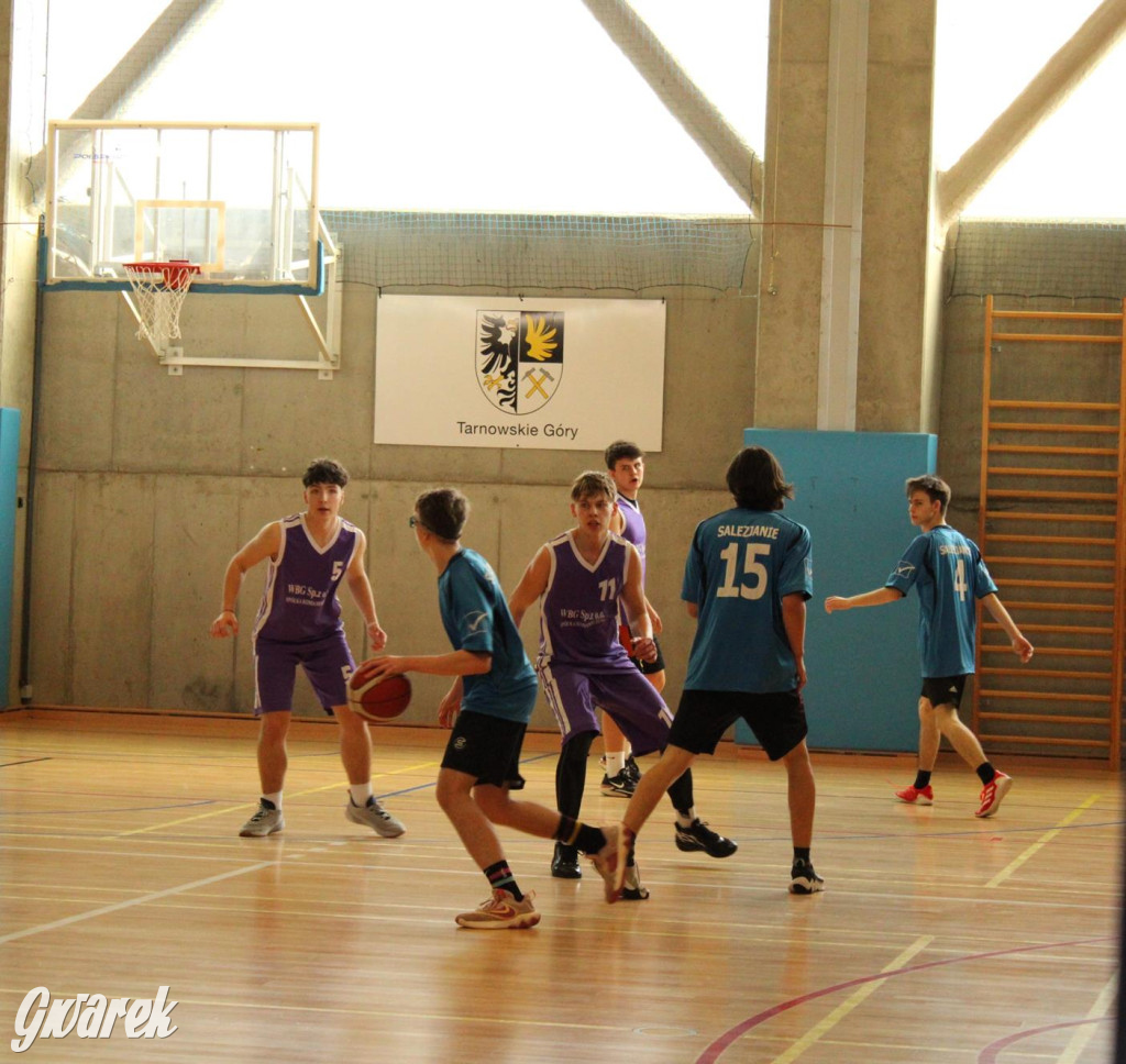 Tarnowskie Góry. Szkoły rywalizowały w koszykówce [FOTO]