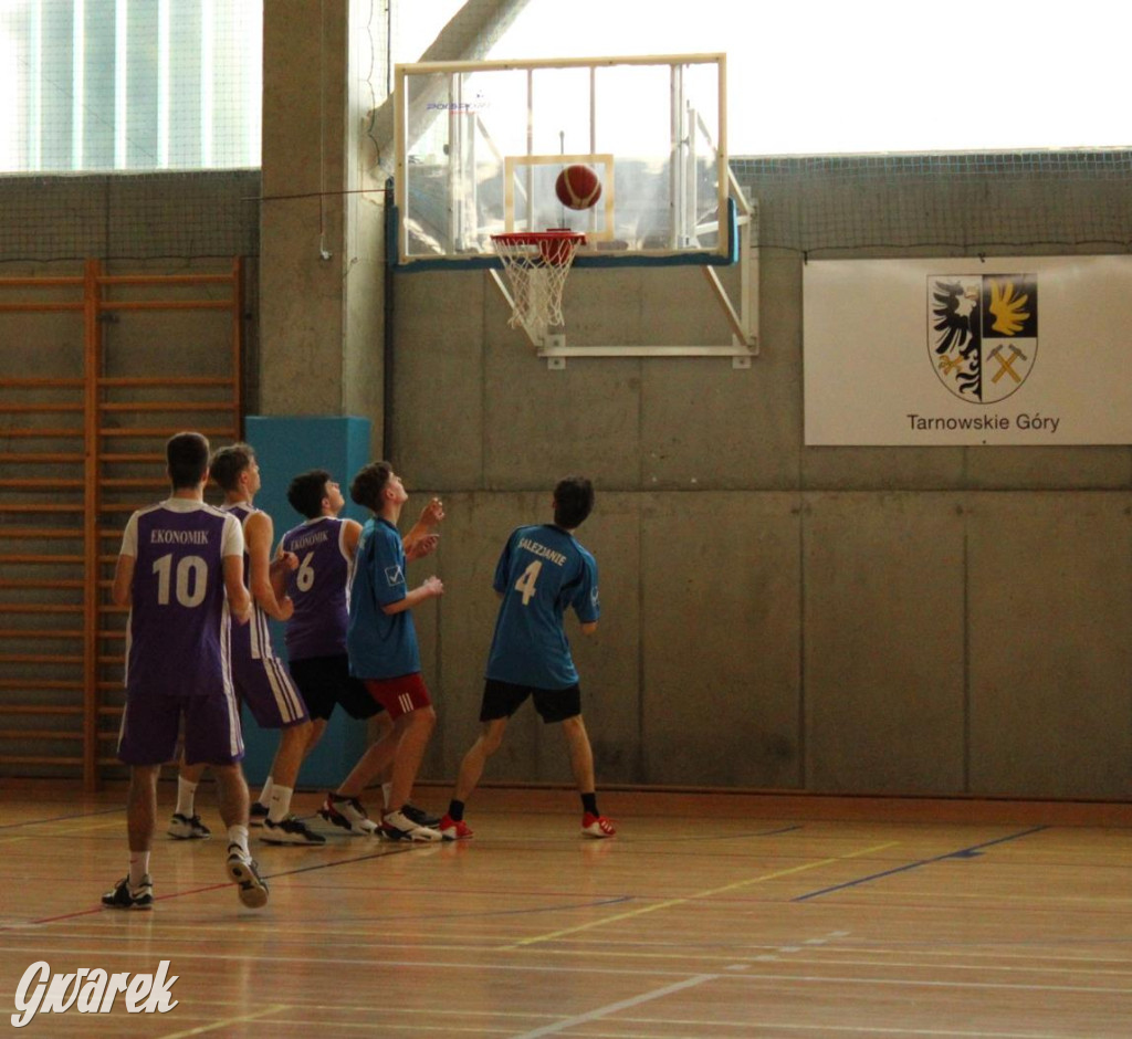 Tarnowskie Góry. Szkoły rywalizowały w koszykówce [FOTO]