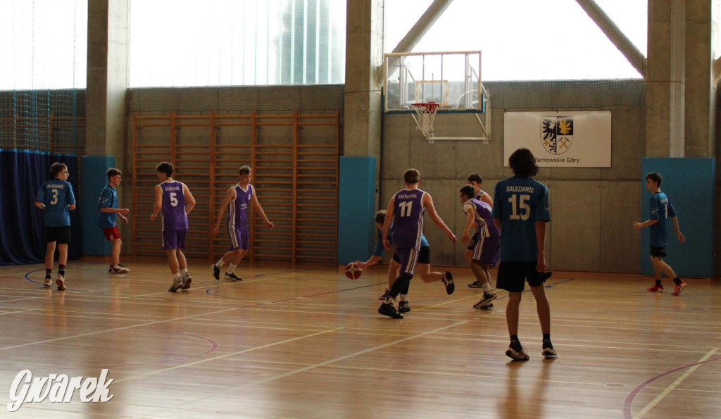 Tarnowskie Góry. Szkoły rywalizowały w koszykówce [FOTO]