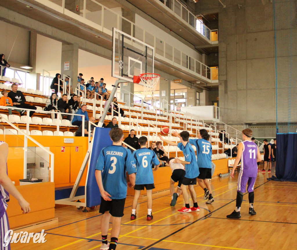 Tarnowskie Góry. Szkoły rywalizowały w koszykówce [FOTO]