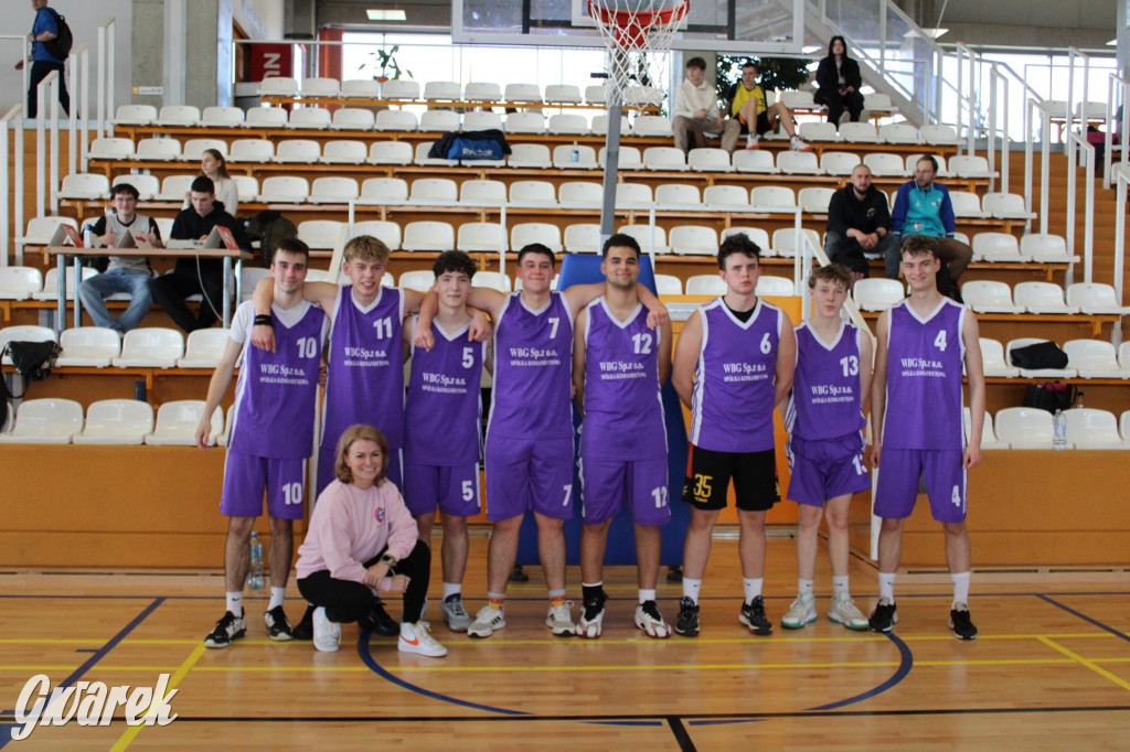 Tarnowskie Góry. Szkoły rywalizowały w koszykówce [FOTO]