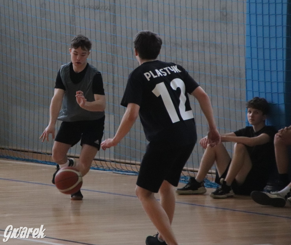 Tarnowskie Góry. Szkoły rywalizowały w koszykówce [FOTO]