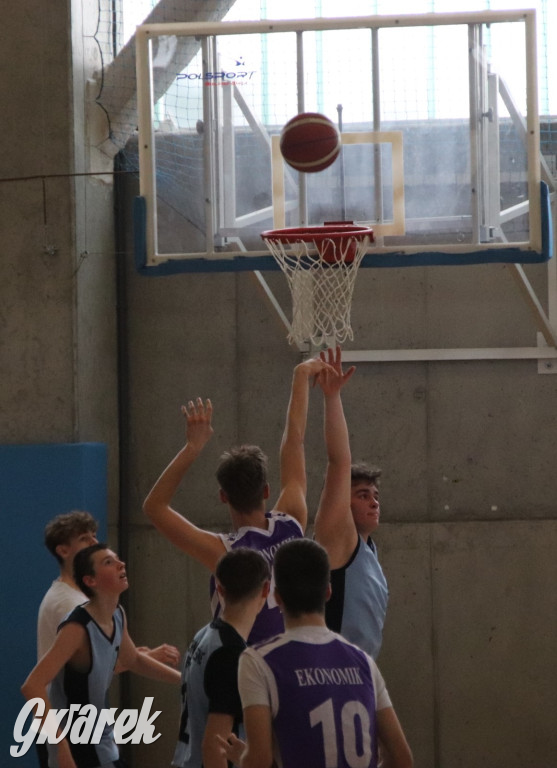 Tarnowskie Góry. Szkoły rywalizowały w koszykówce [FOTO]