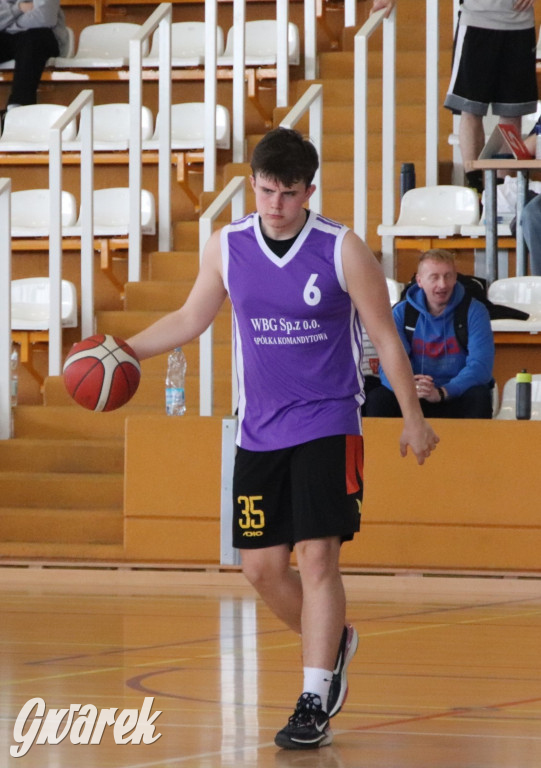 Tarnowskie Góry. Szkoły rywalizowały w koszykówce [FOTO]