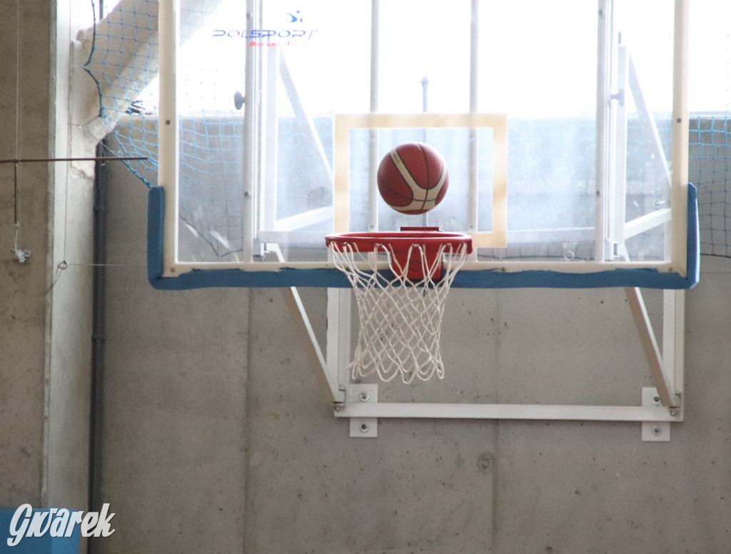 Tarnowskie Góry. Szkoły rywalizowały w koszykówce [FOTO]