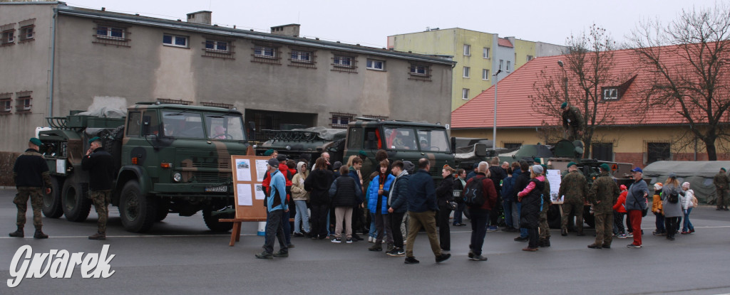 Tarnowskie Góry. Dzień otwarty koszar