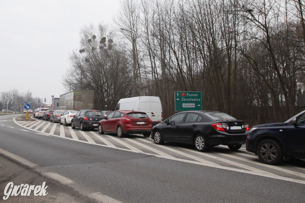 Tarnowskie Góry. Korkuje się na skrzyżowaniu z obwodnicą