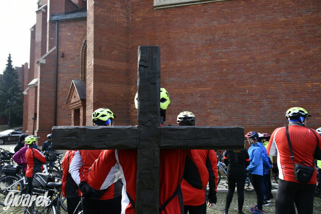 Od Radzionkowa do Orzecha. Rowerowa droga krzyżowa