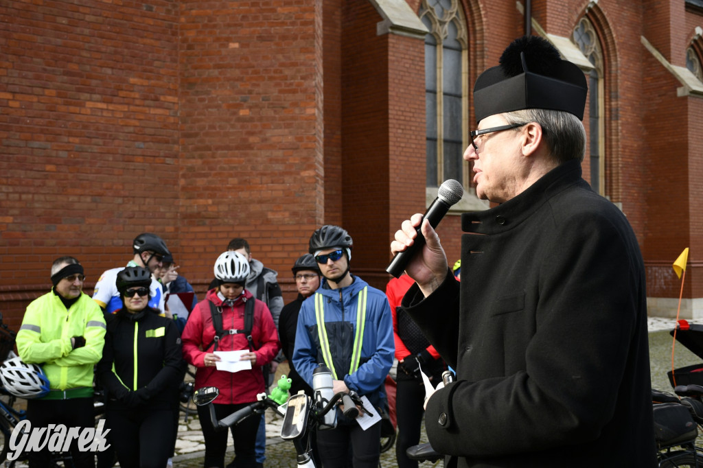 Od Radzionkowa do Orzecha. Rowerowa droga krzyżowa