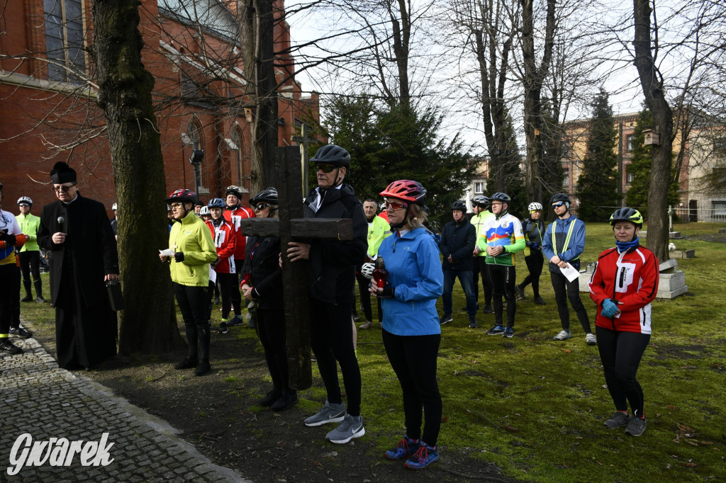 Od Radzionkowa do Orzecha. Rowerowa droga krzyżowa