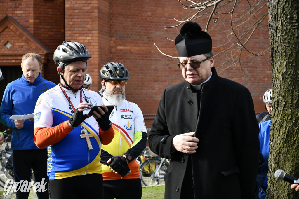 Od Radzionkowa do Orzecha. Rowerowa droga krzyżowa