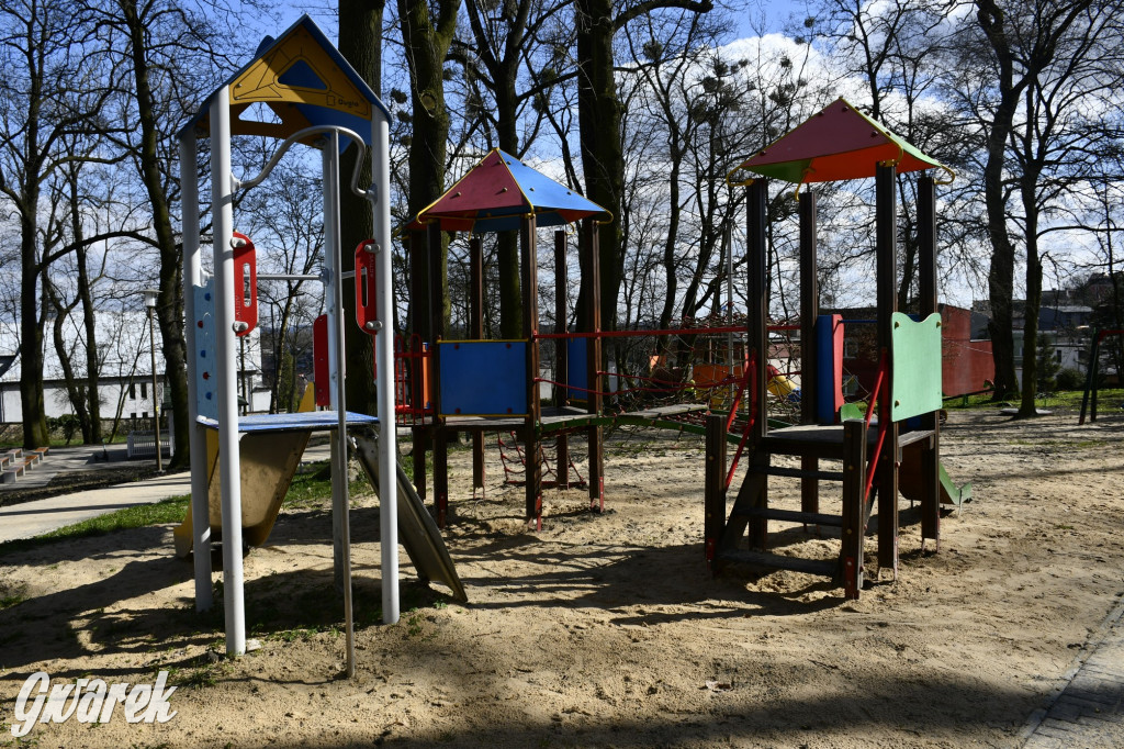 Wiosenny spacer w parku Donnersmarcków [FOTO]