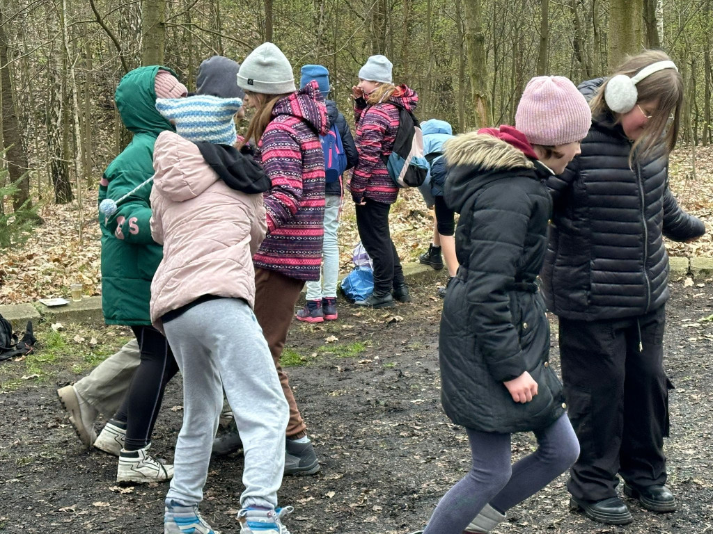 Myśliwi i dzieci posprzątali Dioblinę [FOTO]