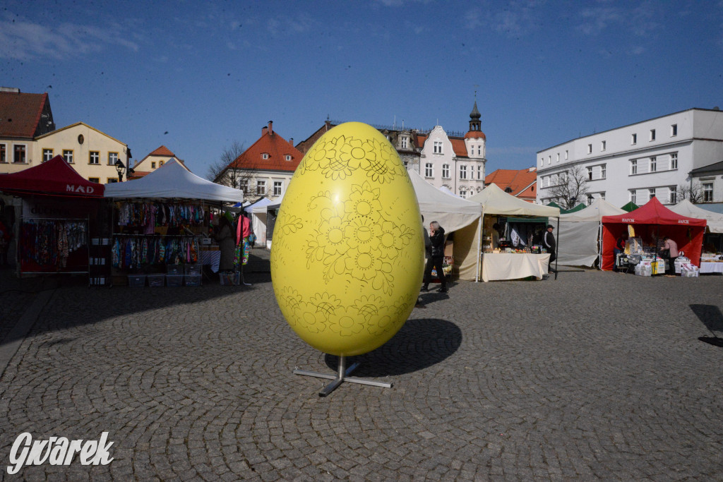 Tarnowskie Góry. Jarmark wielkanocny. Co na straganach?