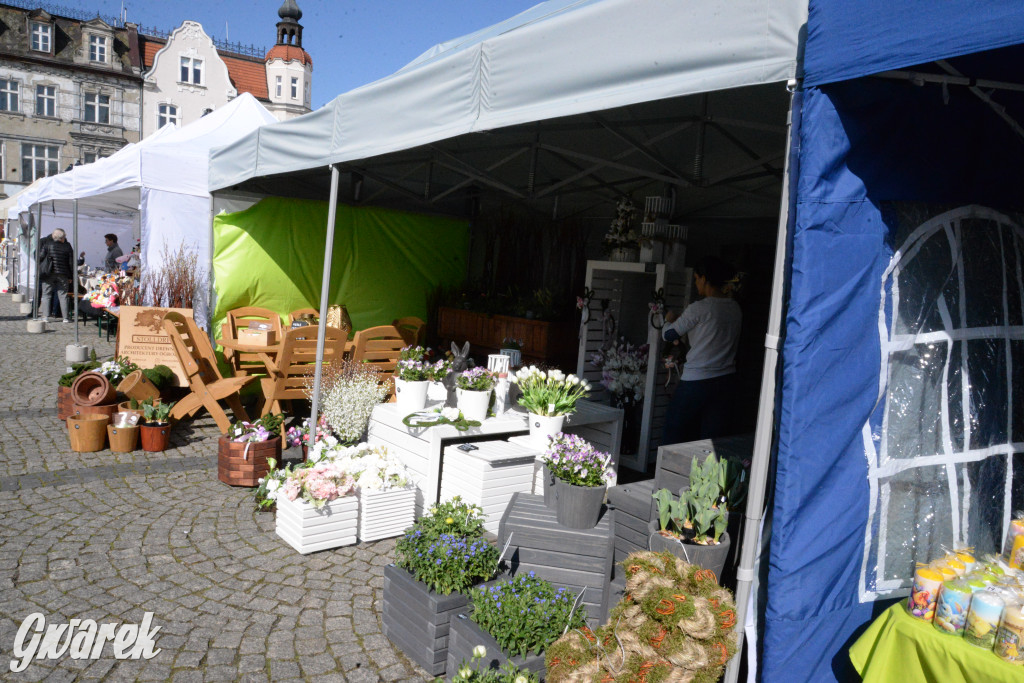 Tarnowskie Góry. Jarmark wielkanocny. Co na straganach?