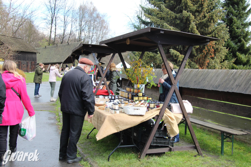 Wielkanoc w śląskim skansenie, procesja z palmami [GALERIA]