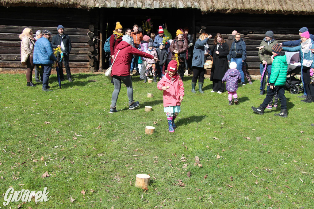 Wielkanoc w śląskim skansenie, procesja z palmami [GALERIA]