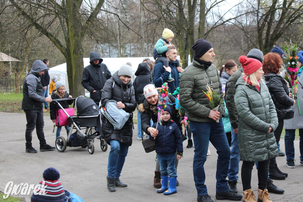 Wielkanoc w śląskim skansenie, procesja z palmami [GALERIA]