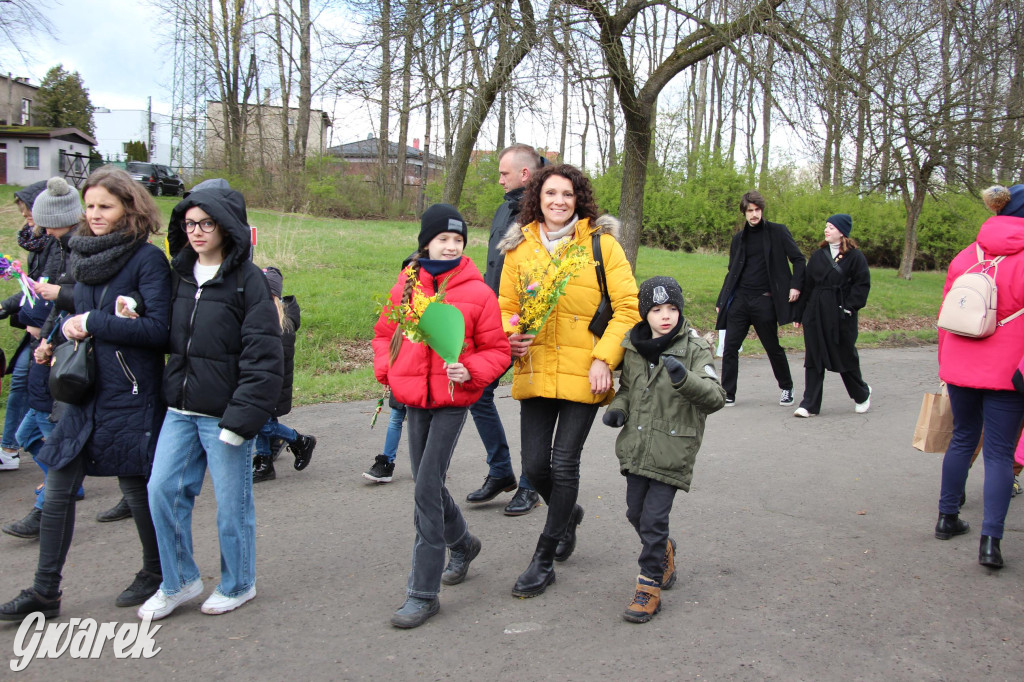 Wielkanoc w śląskim skansenie, procesja z palmami [GALERIA]