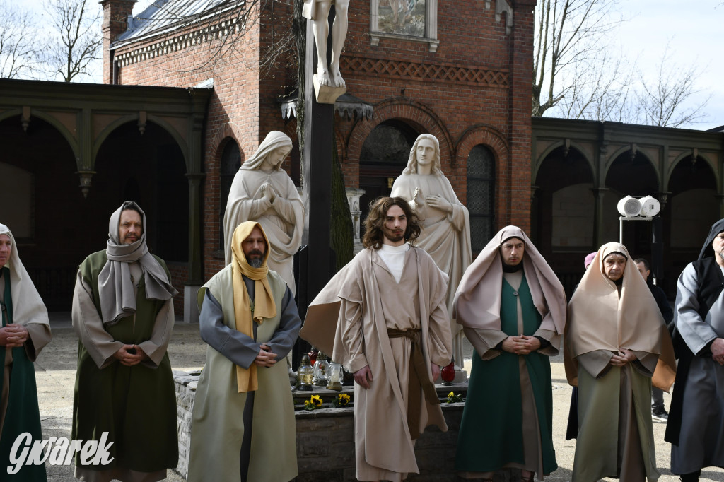 Wieczerza i uwięzienie. Misterium na kalwarii [FOTO]