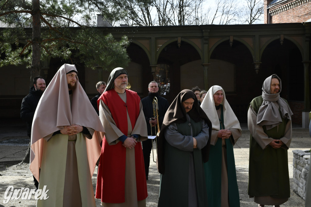 Wieczerza i uwięzienie. Misterium na kalwarii [FOTO]