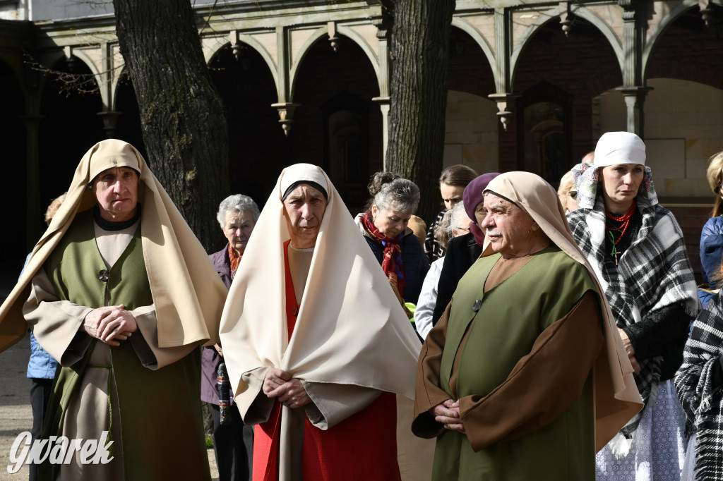 Wieczerza i uwięzienie. Misterium na kalwarii [FOTO]