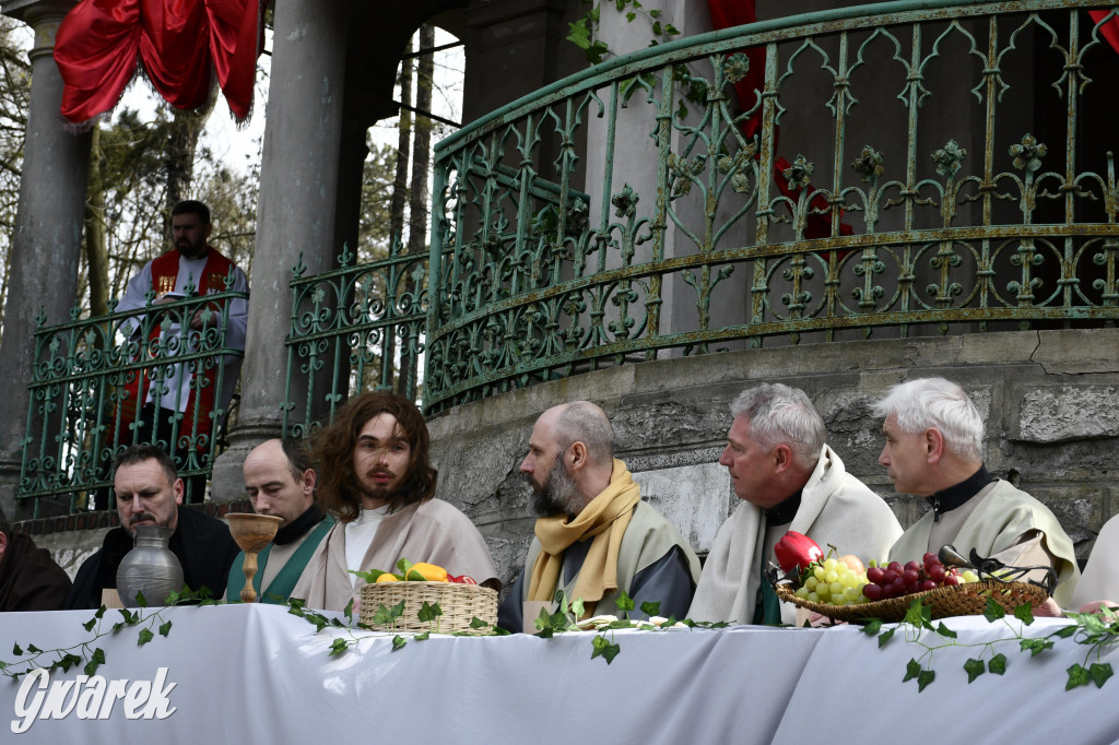 Wieczerza i uwięzienie. Misterium na kalwarii [FOTO]